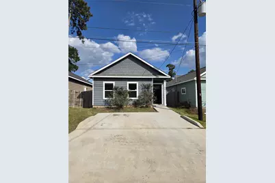 825 Omeara, Montgomery, TX 77316 - Photo 1