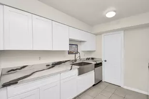 4042 Belle Park Dr, Houston, TX 77072 - Photo 13