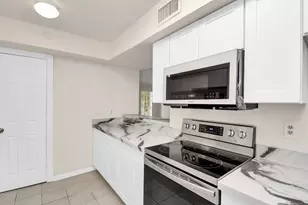 4042 Belle Park Dr, Houston, TX 77072 - Photo 11