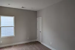 8117 Esther Acres, Houston, TX 77088 - Photo 7