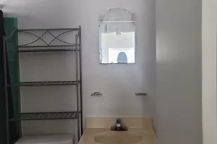 1914 Binz St, Houston, TX 77004 - Photo 7