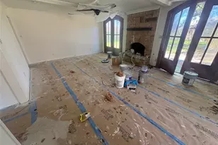 6918 Marisol Dr, Houston, TX 77083 - Photo 11