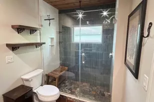 610 Northwood St, Houston, TX 77009 - Photo 23