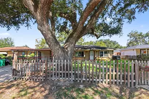 110 William Ave, Baytown, TX 77520 - Photo 3