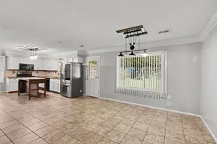110 William Ave, Baytown, TX 77520 - Photo 7