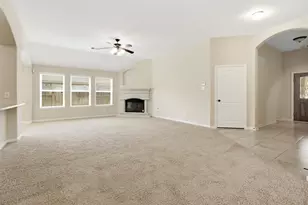 24422 Myrtle Creek Falls, Tomball, TX 77375 - Photo 5