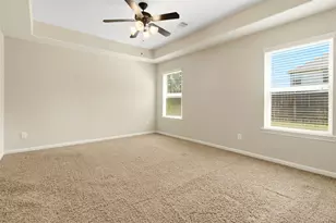 24422 Myrtle Creek Falls, Tomball, TX 77375 - Photo 17