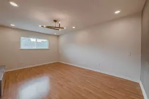 7497 Brompton St, Houston, TX 77025 - Photo 23