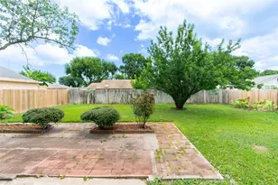 7926 Salge Dr, Houston, TX 77040 - Photo 27