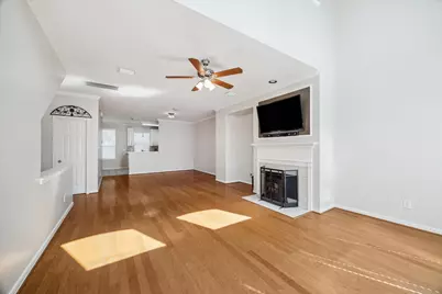 1639 Sutton Street, Houston, TX 77006 - Photo 7