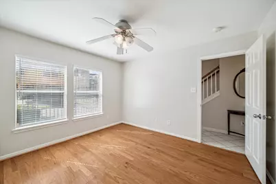 1639 Sutton Street, Houston, TX 77006 - Photo 5