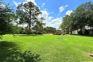 12027 Greenwood Forest Dr, Houston, TX 77066 - Photo 13