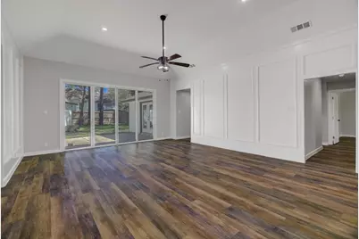 17506 Rustington Drive, Spring, TX 77379 - Photo 9