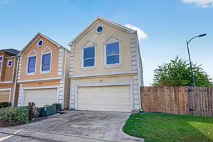 10355 Panther Point Dr, Houston, TX 77099 - Photo 3