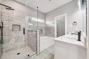 926 Granville Dr, Houston, TX 77091 - Photo 9