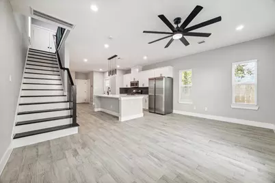 926 Granville Drive, Houston, TX 77091 - Photo 5