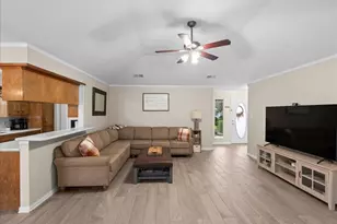 7103 Chinook St, Baytown, TX 77521 - Photo 7