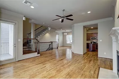3142 Pemberton Walk, Houston, TX 77025 - Photo 9