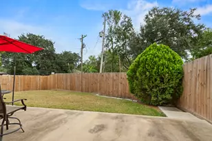 683 Fallow Ln, Alvin, TX 77511 - Photo 13