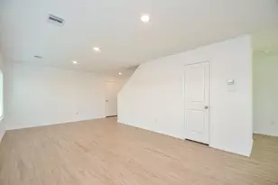 4126 Brazos Brk Trl, Baytown, TX 77521 - Photo 7