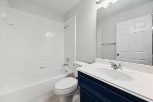 1138 W 25th St, Houston, TX 77008 - Photo 7