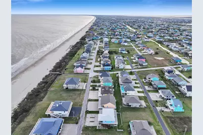 2296 Martinique, Crystal Beach, TX 77650 - Photo 47