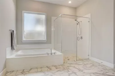 10615 Parkwood Court, Missouri City, TX 77459 - Photo 15