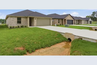 13146 Lake Conroe Bay Road, Willis, TX 77318 - Photo 3