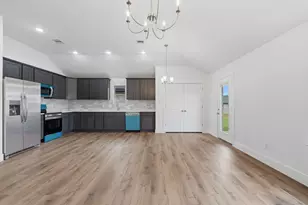 13146 Lake Conroe Bay Rd, Willis, TX 77318 - Photo 11