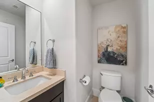 1010 W 24th St, Houston, TX 77008 - Photo 11