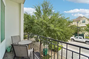 1010 W 24th St, Houston, TX 77008 - Photo 9