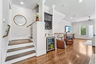 1010 W 24th Street #O, Houston, TX 77008 - Photo 7