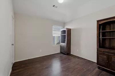 8338 Broadleaf Avenue, Baytown, TX 77521 - Photo 15