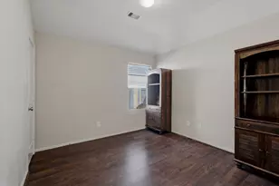 8338 Broadleaf Ave, Baytown, TX 77521 - Photo 15