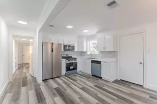 10126 Pine Moss Dr, Houston, TX 77040 - Photo 1