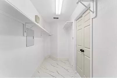 9523 Glendown Lane, Houston, TX 77070 - Photo 9