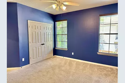 107 E Mirror Ridge Circle, The Woodlands, TX 77382 - Photo 31