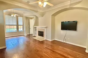 107 E Mirror Ridge Cir, The Woodlands, TX 77382 - Photo 19