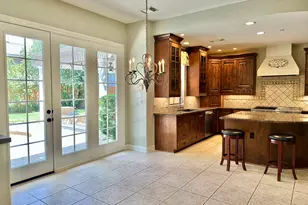 107 E Mirror Ridge Cir, The Woodlands, TX 77382 - Photo 13