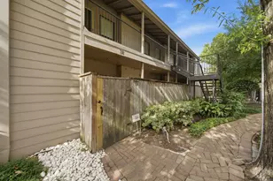 1100 Augusta Dr, Houston, TX 77057 - Photo 3