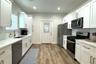 3414 Ursuline, Galveston, TX 77550 - Photo 11