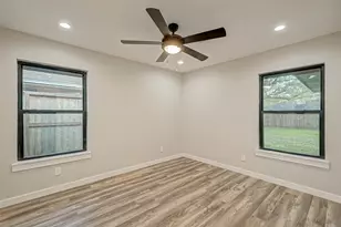 2111 Nina Lee Ln, Houston, TX 77018 - Photo 31