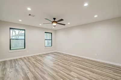 2111 Nina Lee Lane, Houston, TX 77018 - Photo 21