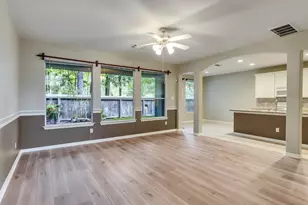94 Cornflower Dr, The Woodlands, TX 77384 - Photo 5