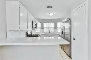 11111 Wheatridge Dr, Houston, TX 77064 - Photo 5