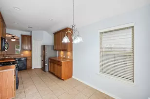 15838 Lost Anchor Way Ln, Houston, TX 77044 - Photo 9