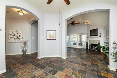 163 N Millport Circle, The Woodlands, TX 77382 - Photo 9