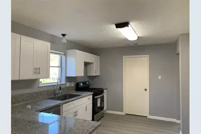 7022 Harpers Drive, Richmond, TX 77469 - Photo 5