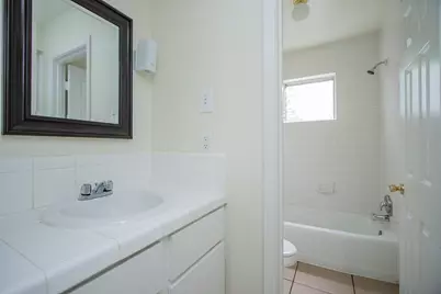 3702 Flora #4, Houston, TX 77006 - Photo 21
