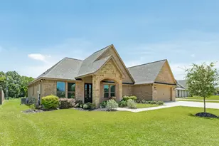 838 Oak Ridge Dr, Angleton, TX 77515 - Photo 7